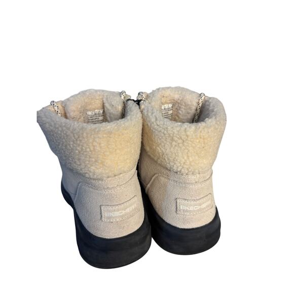 Sketchers On the Go Cream Off White Lace up Suede Shearling Ankle Boot Size 8.5 - Picture 4 of 8